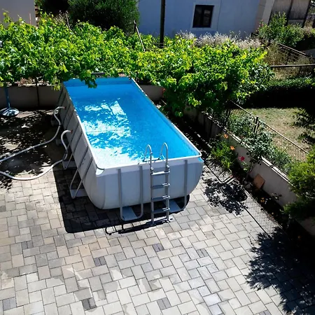 Apartman Ana Zára